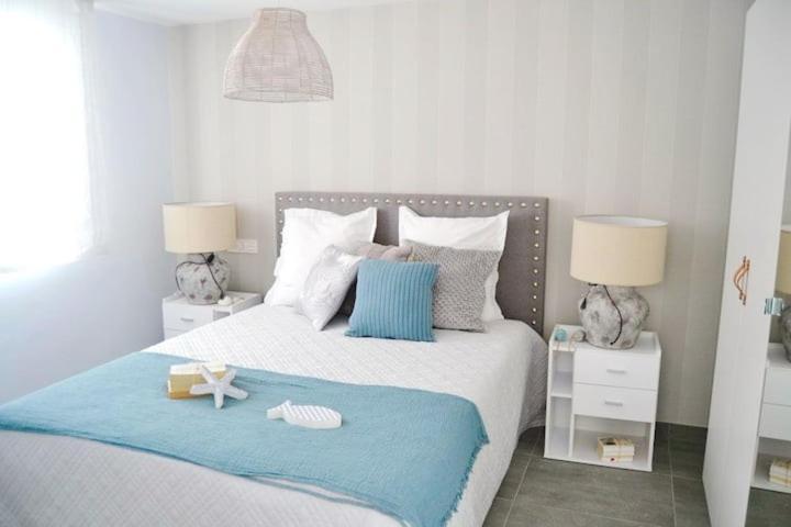 Chic Home With Garage Almunecar San Cristobal ภายนอก รูปภาพ